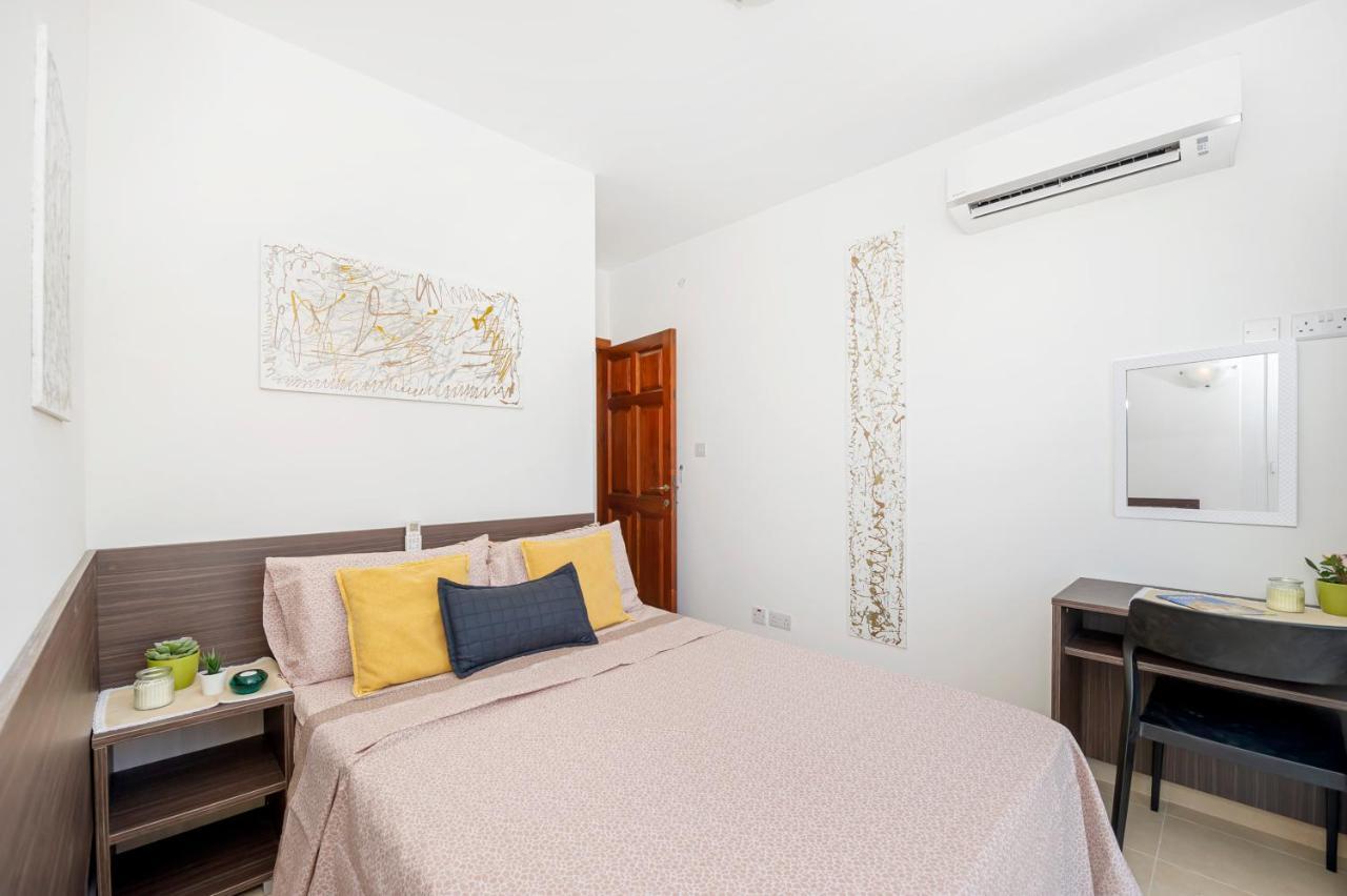 Summer Breeze Apartment With Panoramic Terrace - By Getawaysmalta المليحة المظهر الخارجي الصورة