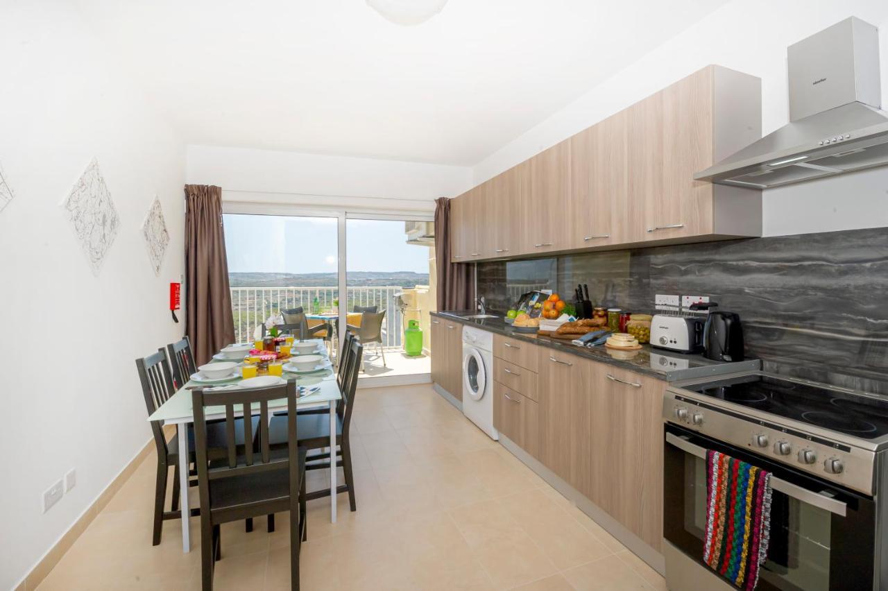 Summer Breeze Apartment With Panoramic Terrace - By Getawaysmalta المليحة المظهر الخارجي الصورة
